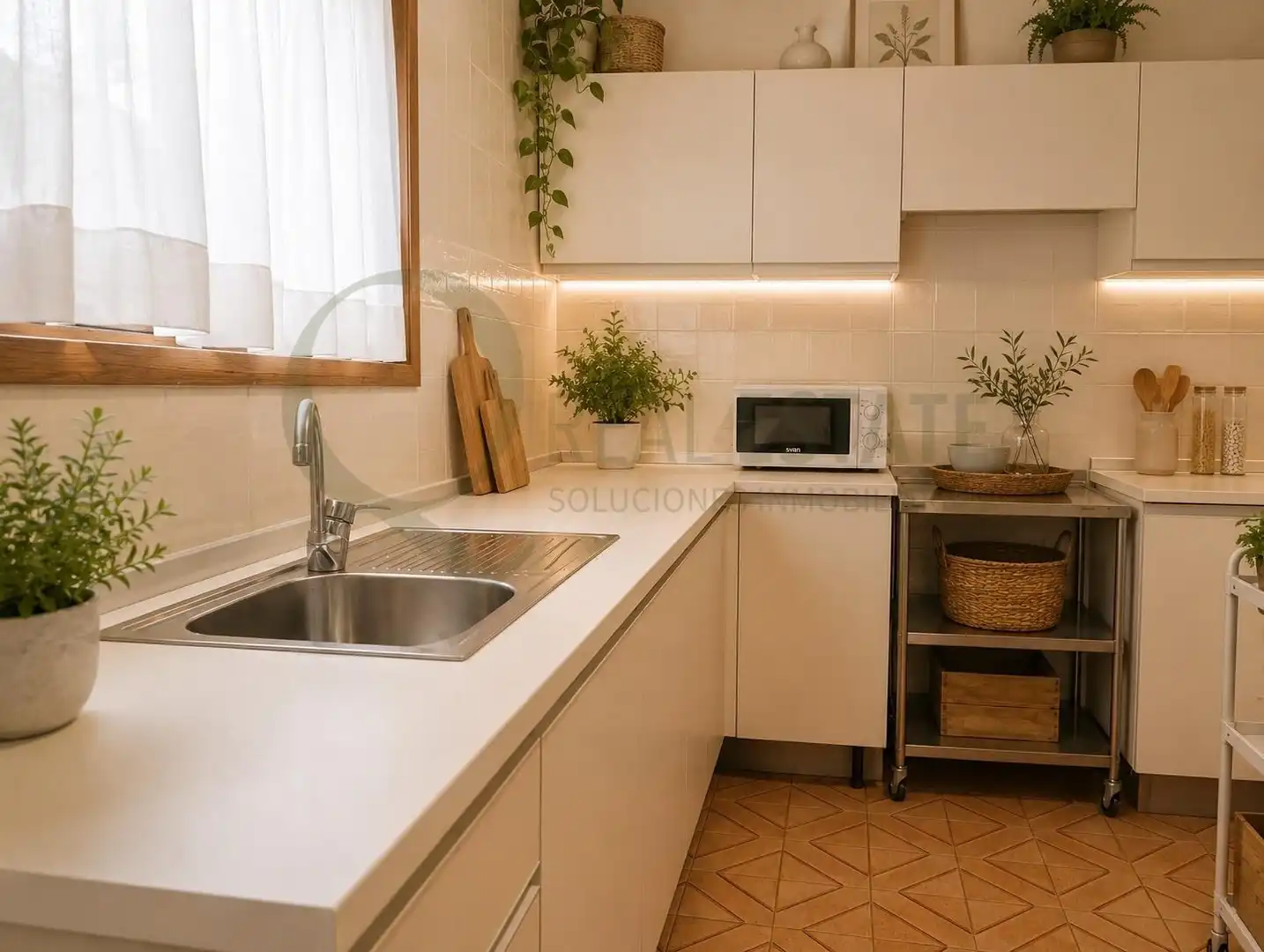 Cocina de Piso en venta en Alicante / Alacant con Aire acondicionado y Balcón