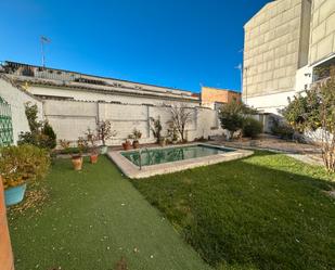 Swimming pool of House or chalet for sale in Úbeda  with Air Conditioner, Heating and Private garden