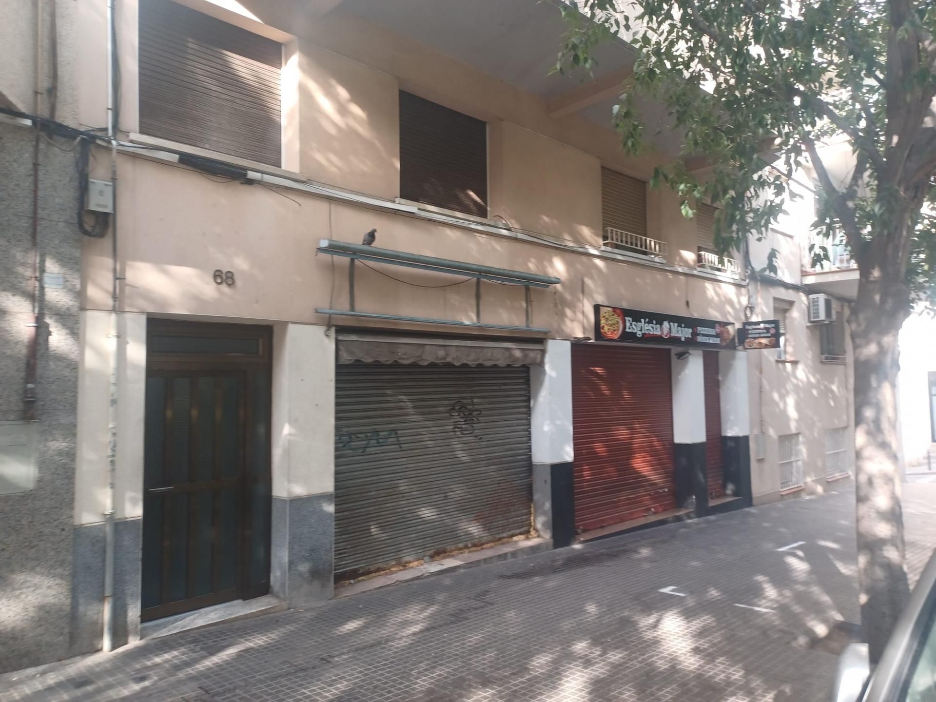 Vista exterior de Pis en venda en Santa Coloma de Gramenet