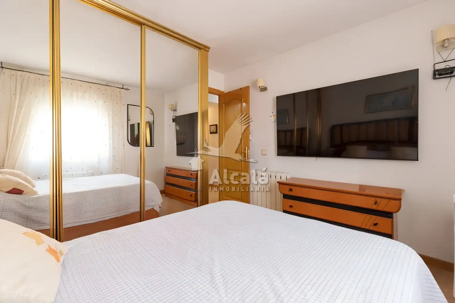 Habitación de Piso en venta en Madrid con Calefacción y Terraza