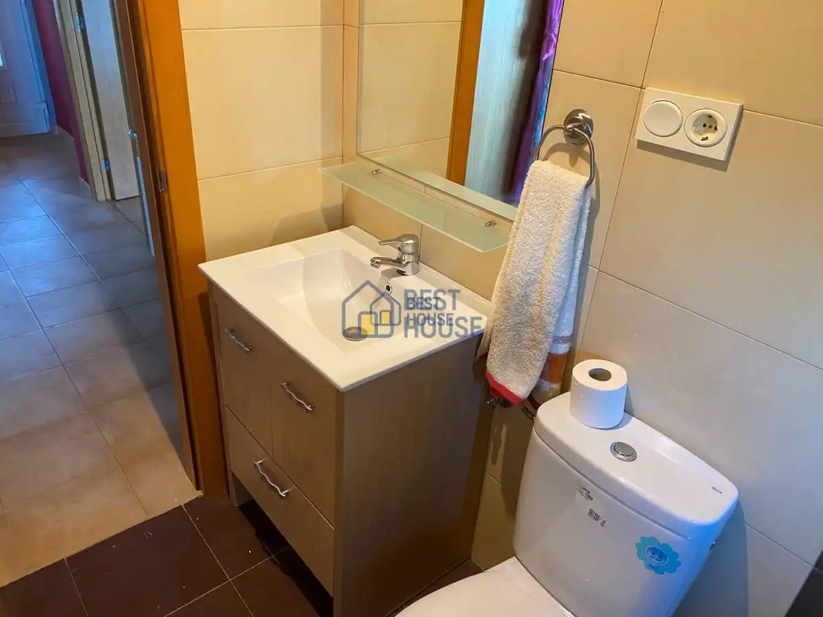 Semi-detached house with garden for sale in Onzonilla, imagen 17