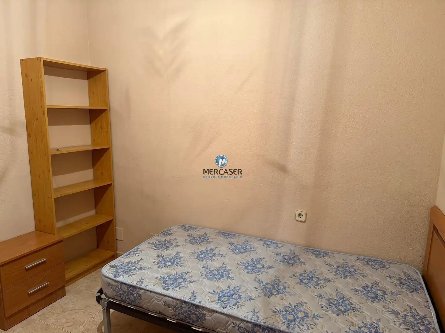 Schlafzimmer von Wohnung zur Miete in Alcalá de Henares mit Heizung, Möbliert und Balkon