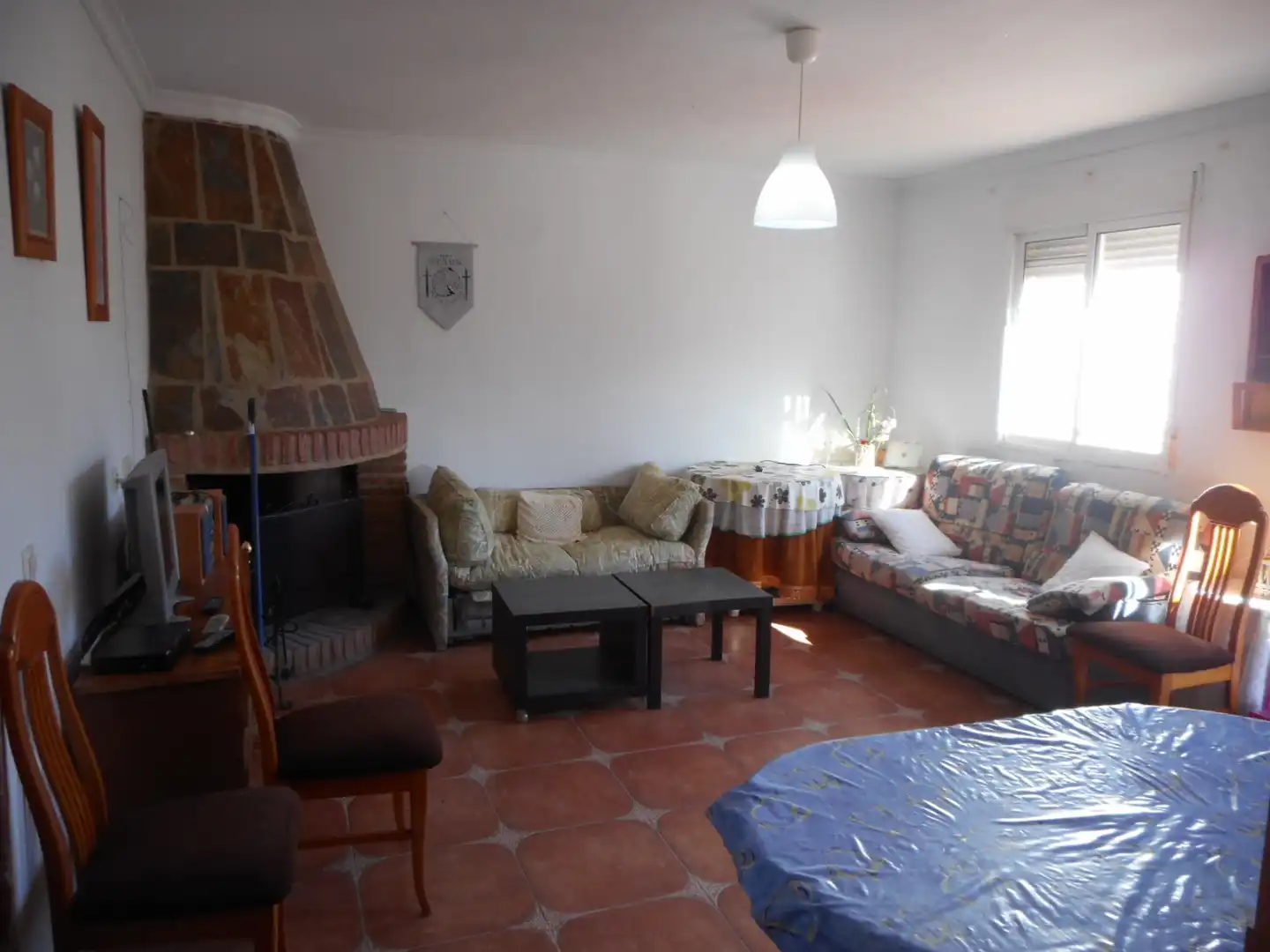 Sala de estar de Casa adosada en venta en Álora con Calefacción, Jardín privado y Trastero