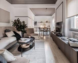 Sala d'estar de Apartament de lloguer en  Madrid Capital amb Aire condicionat