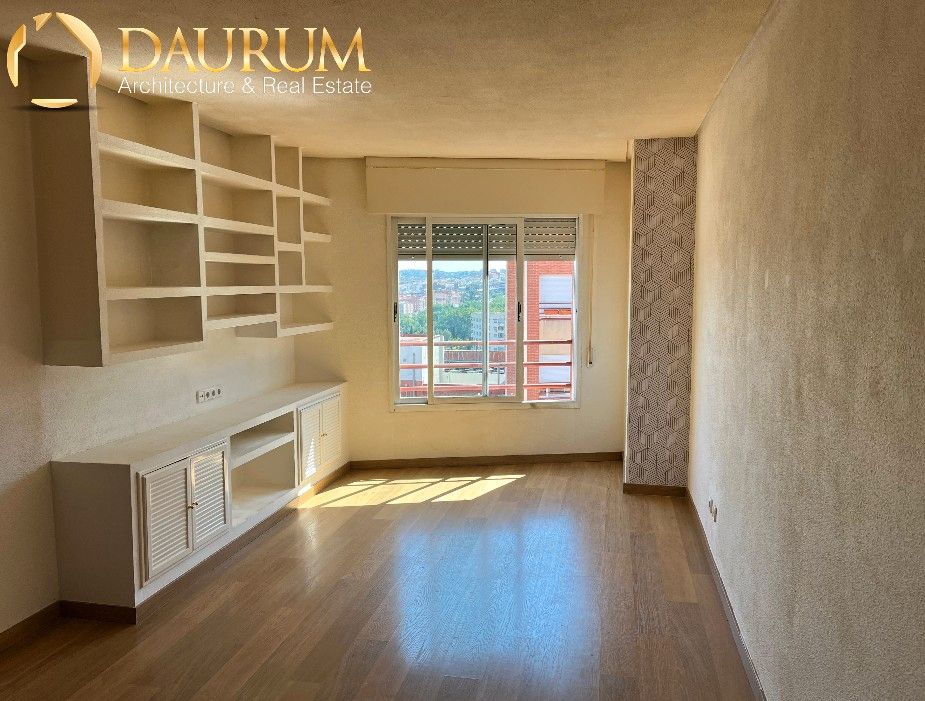 Bedroom of Flat for sale in  Madrid Capital  with Air Conditioner and Heating