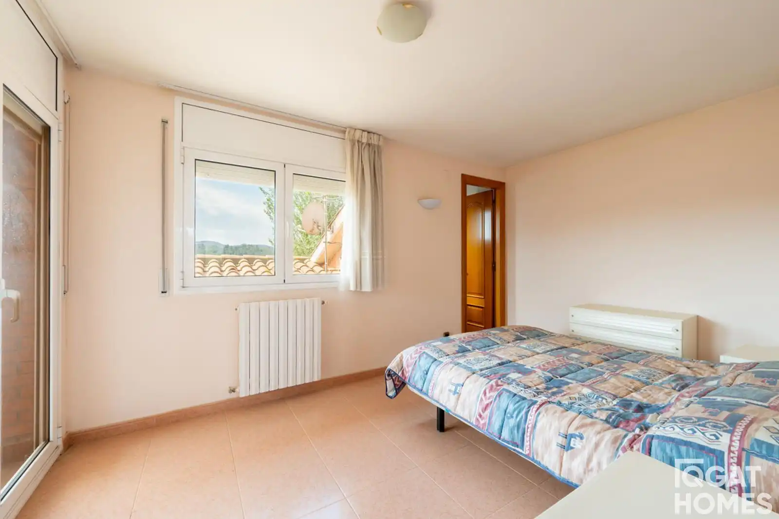Dormitori de Casa o xalet en venda en Sant Cugat del Vallès amb Calefacció, Terrassa i Piscina