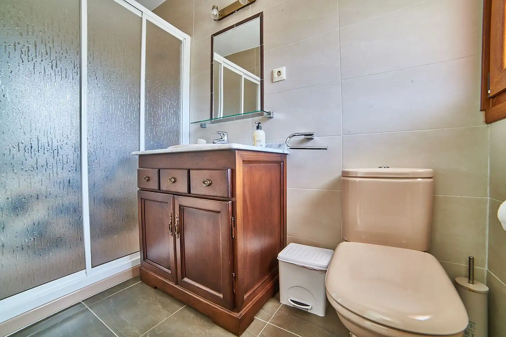 Baño de Casa o chalet en venta en Llanes con Calefacción, Jardín privado y Trastero