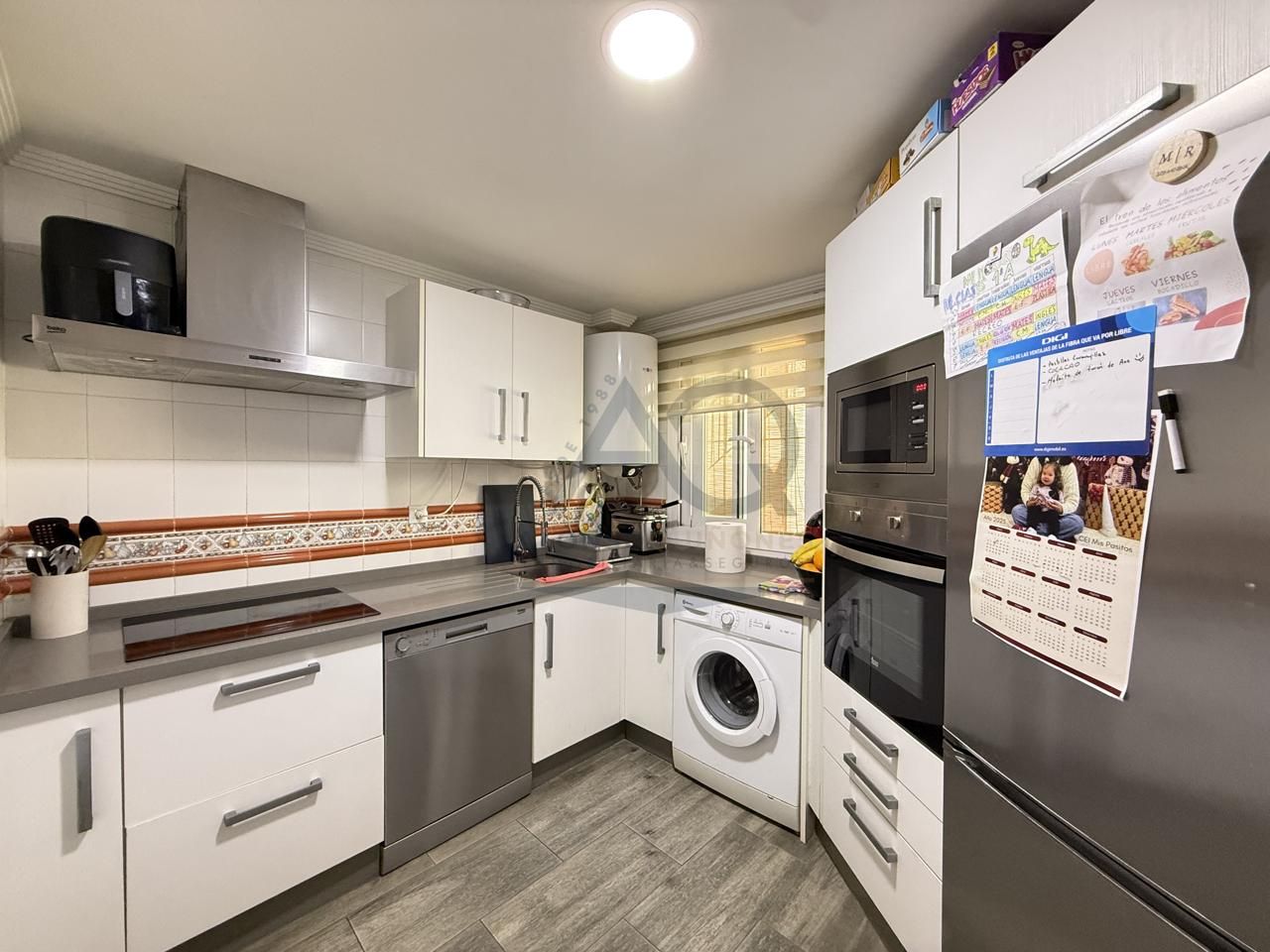 Kitchen of Duplex for sale in Los Palacios y Villafranca