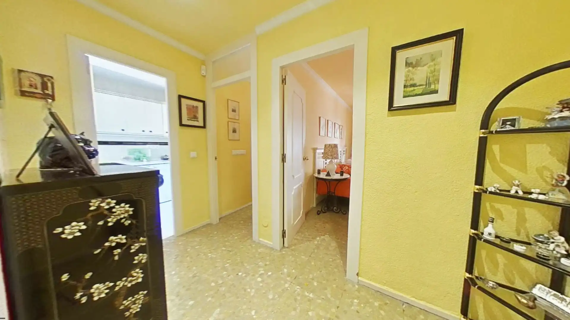 Flat for sale in Torremolinos  with Air Conditioner, Terrace and Furnished