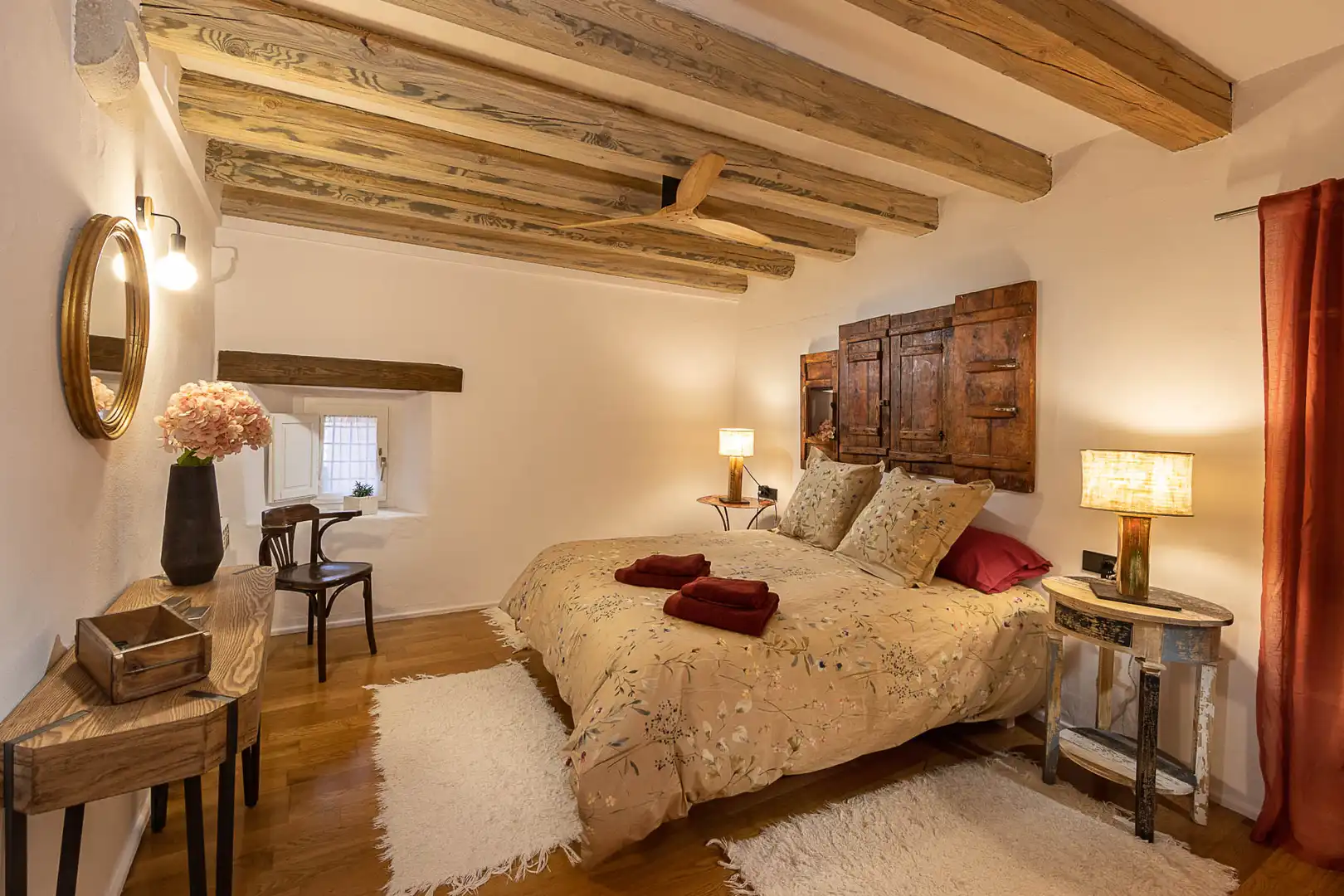Habitación de Finca rústica en venta en Cistella con Aire acondicionado, Calefacción y Jardín privado