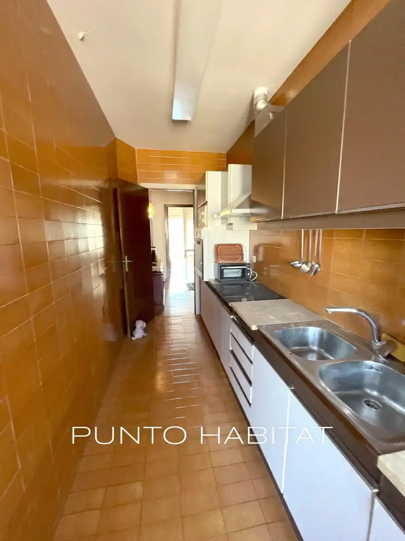 Wohnung zur Miete in Avenida Avinguda República Argentina, El Putget i el Farró