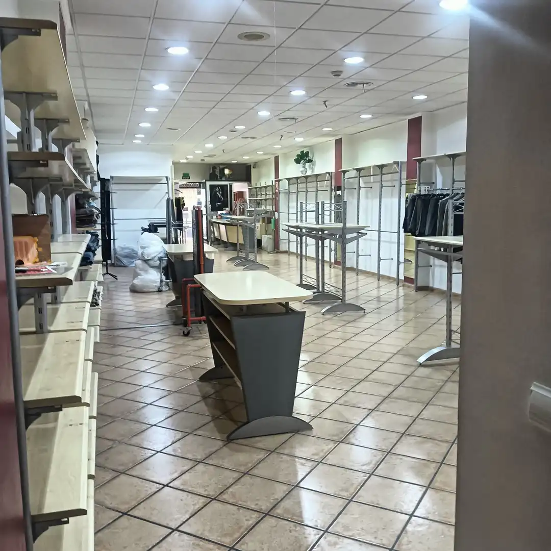 Gewerbefläche zum Verkauf in Carrer del Pare Marchena, imagen 6