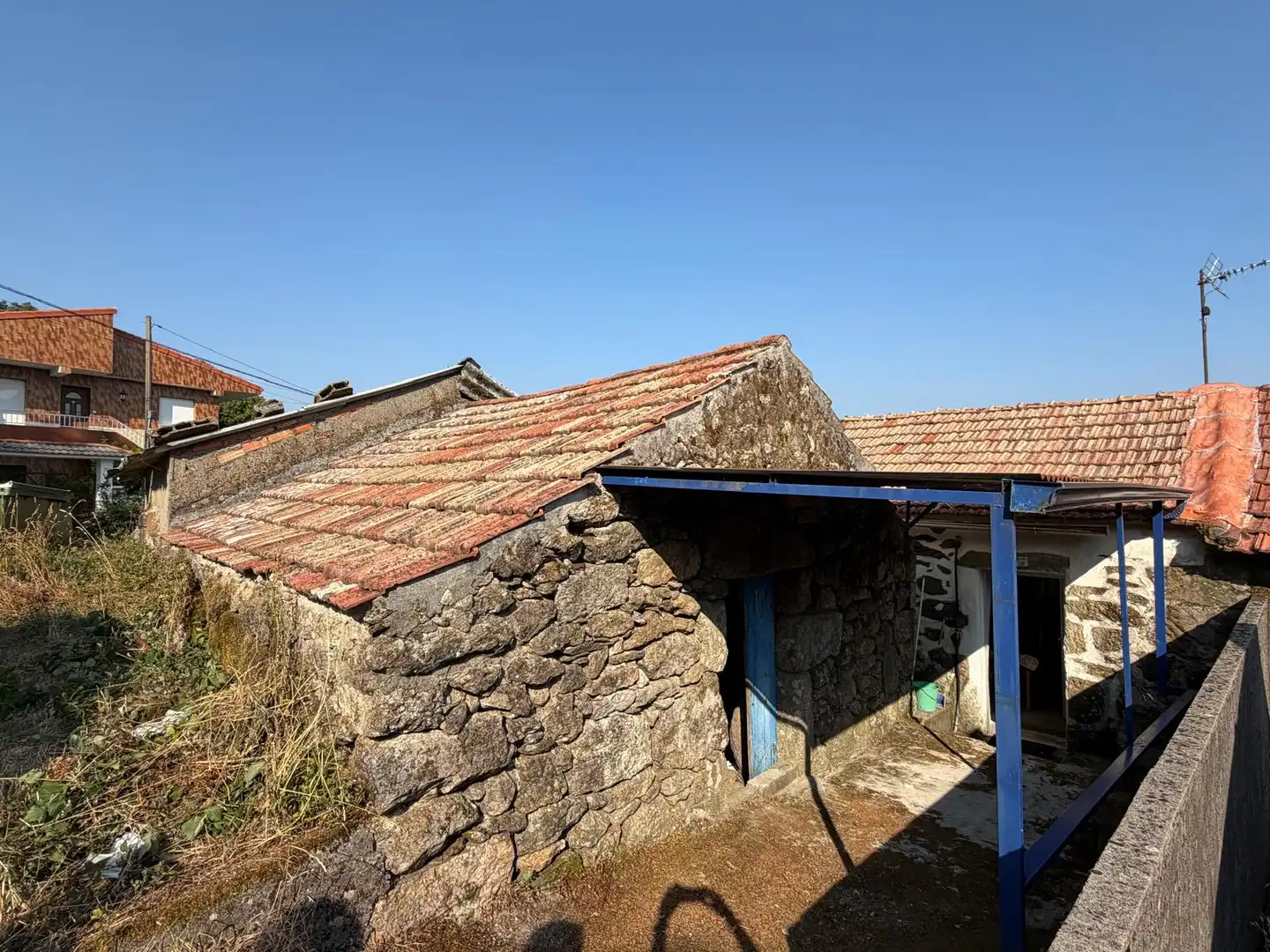Exterior view of Detached homes for sale in A Cañiza    with Private garden and Furnished