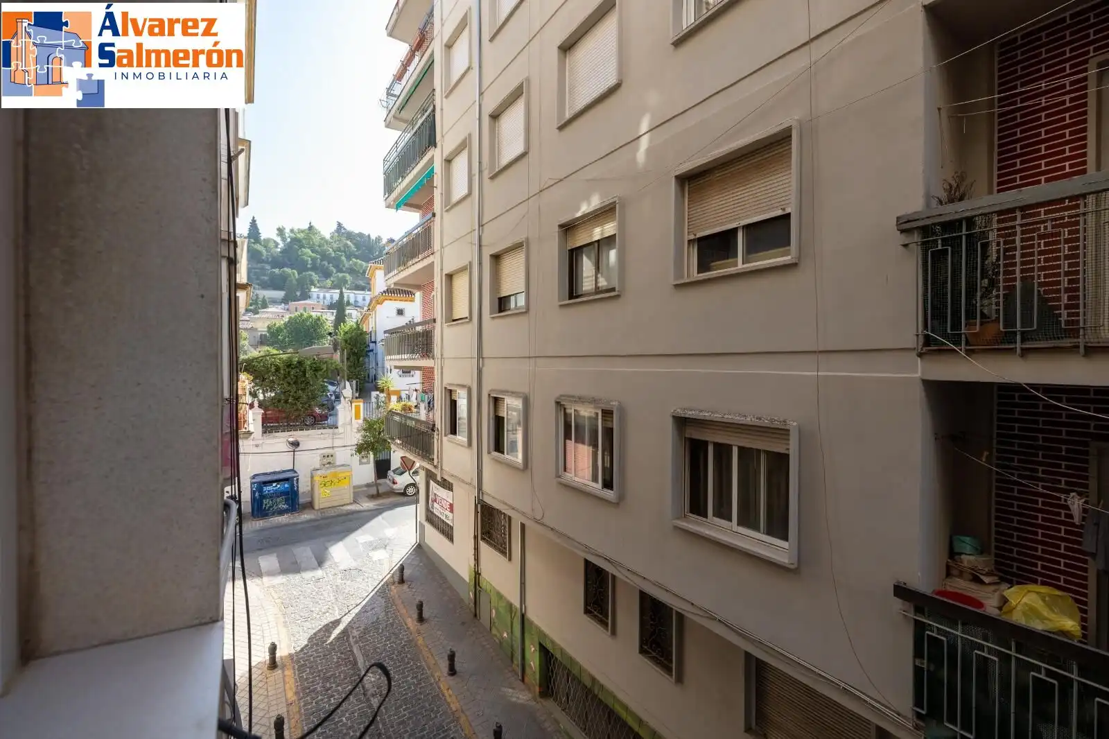 Vista exterior de Piso en venta en Granada