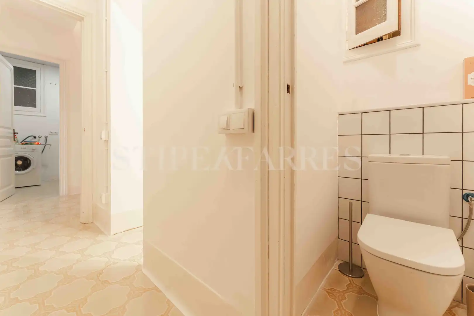 Baño de Piso de alquiler en Barcelona con Aire acondicionado, Calefacción y Amueblado
