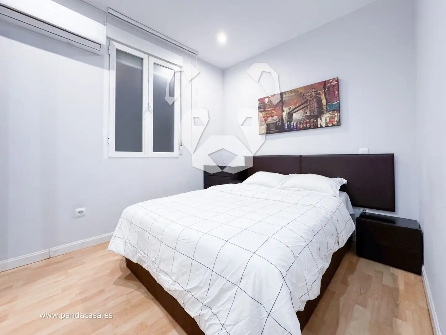 Bedroom of Flat for rent in Madrid  with Air Conditioner, Heating and Furnished