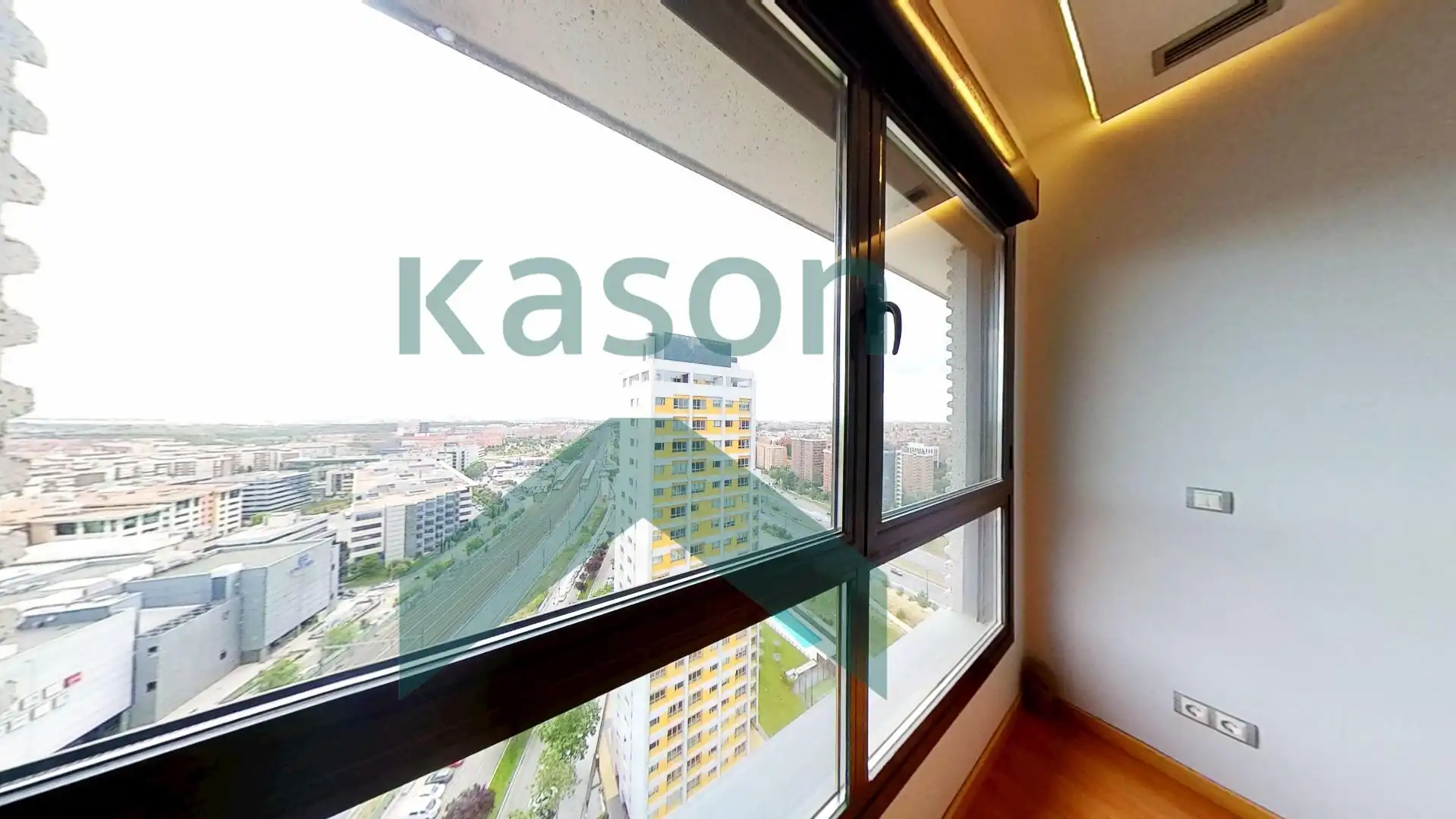 Habitación de Estudio en venta en Madrid con Aire acondicionado, Calefacción y Trastero