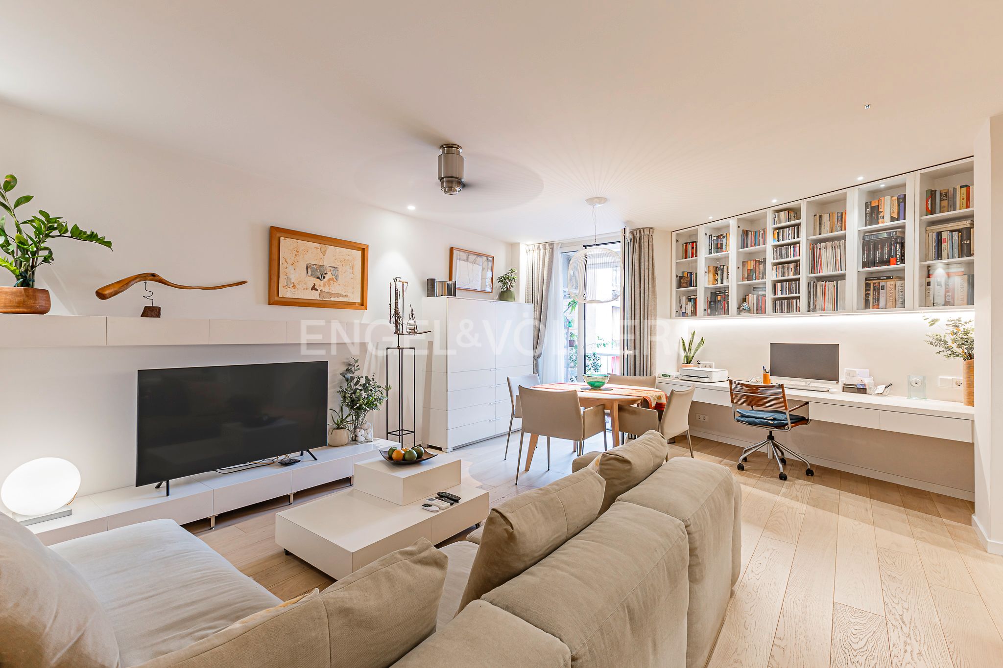 Sala d'estar de Apartament en venda en  Barcelona Capital amb Aire condicionat, Calefacció i Parquet