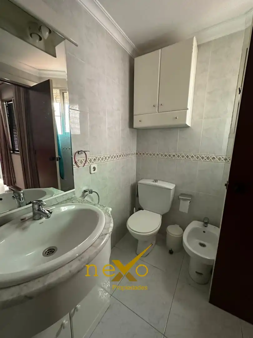 Bathroom of Houses for sale in Carmona