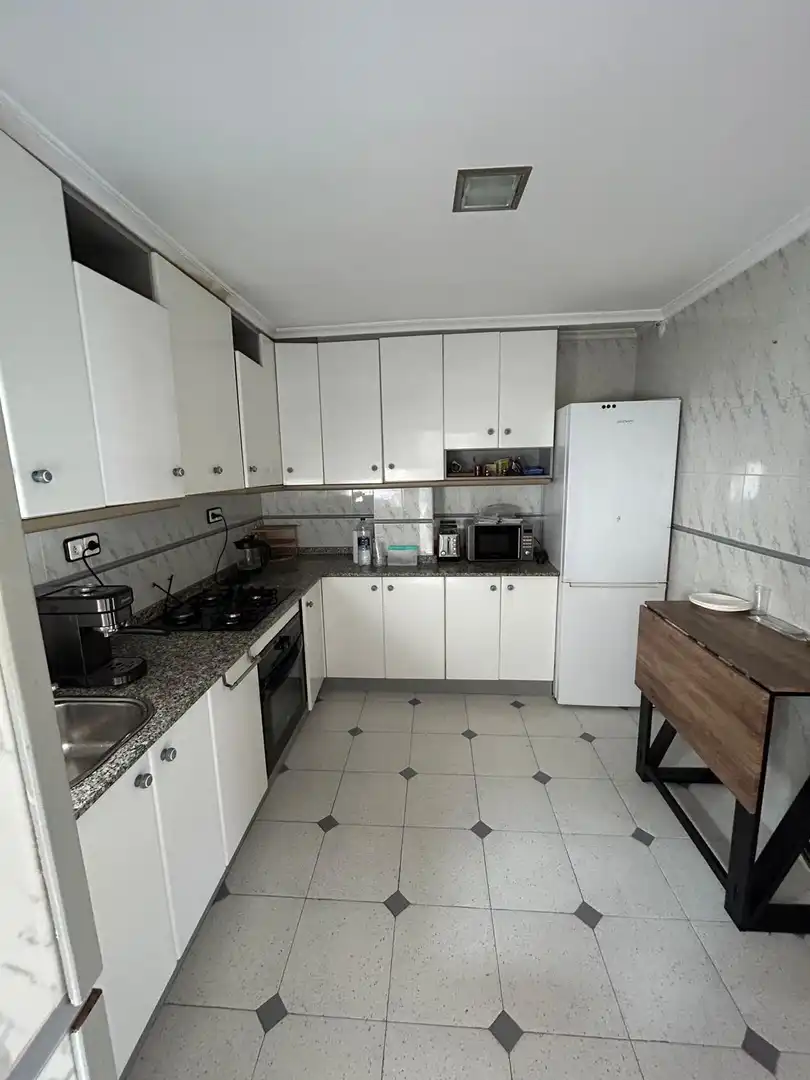 Cocina de Piso de alquiler en Alicante / Alacant con Aire acondicionado y Terraza