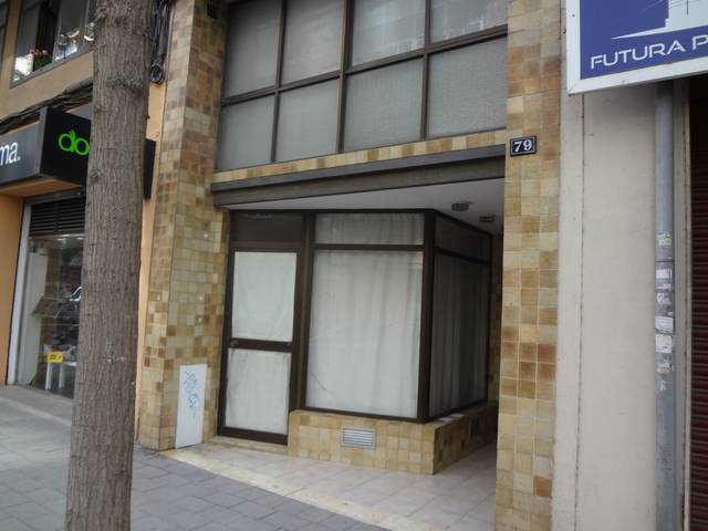 Local comercial en Venta en Avinguda de l'Argentina en Camp d'en Serralta