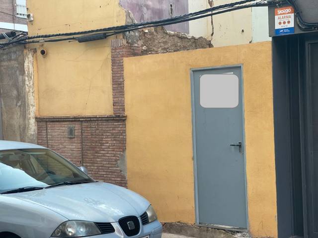 Terreno residencial en Venta en Carrer de Ros dels Ursins en Plaza Illes Columbretes