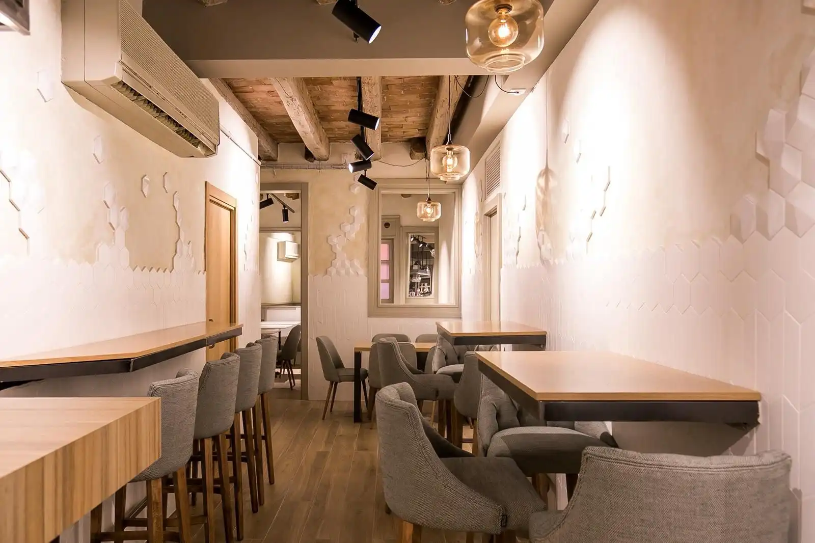 Comedor de Local en traspaso en Barcelona con Aire acondicionado, Calefacción y Terraza