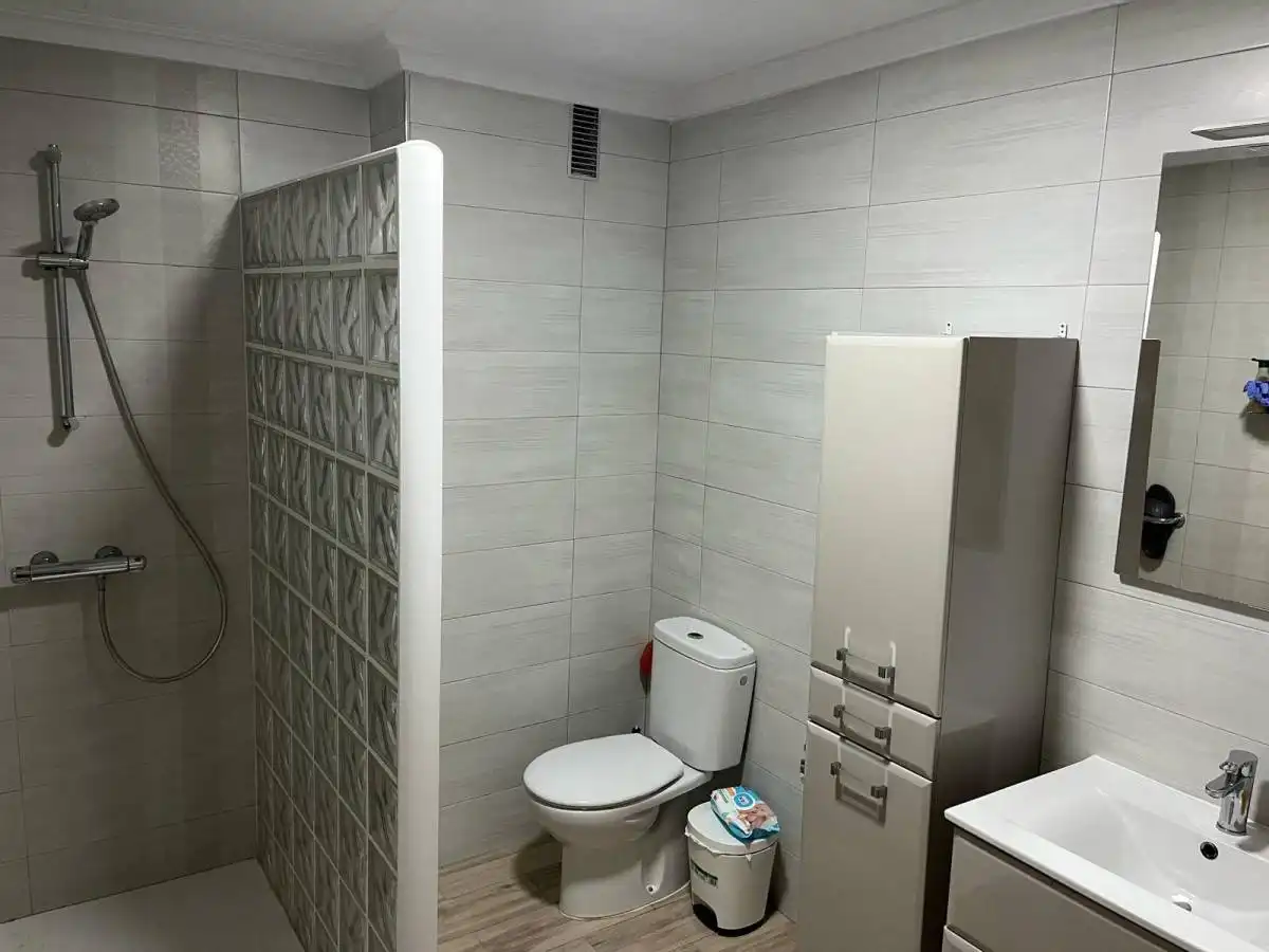 Appartamento con ascensore in vendita a Calle Virgen de Monserrate, imagen 16