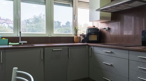 Foto 3 de Piso en venta en Paseo de la Estación Ibilbidea, Valle de Trápaga-Trapagaran, Bizkaia