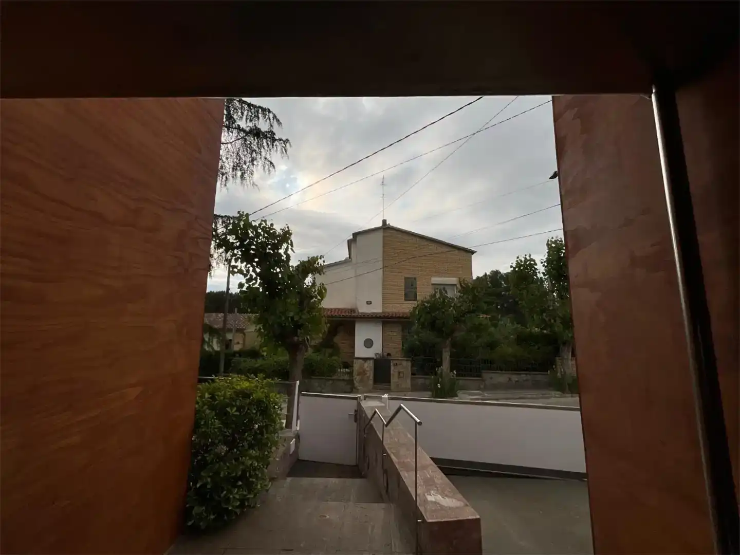 Vista exterior de Casa o xalet en venda en Sant Esteve Sesrovires amb Aire condicionat