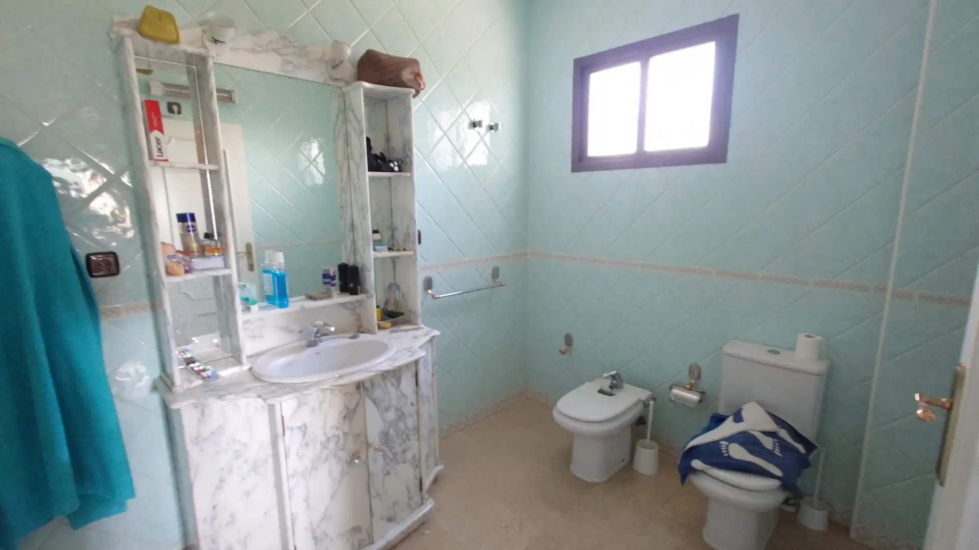 Baño de Casa o chalet en venta en Espartinas con Aire acondicionado, Jardín privado y Terraza