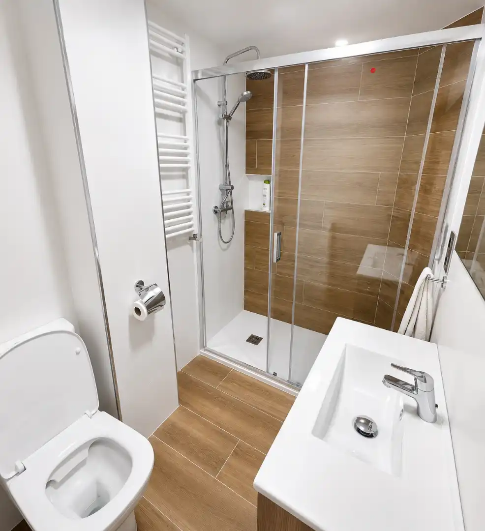 Baño de Piso de alquiler en Santander con Calefacción, Amueblado y Horno