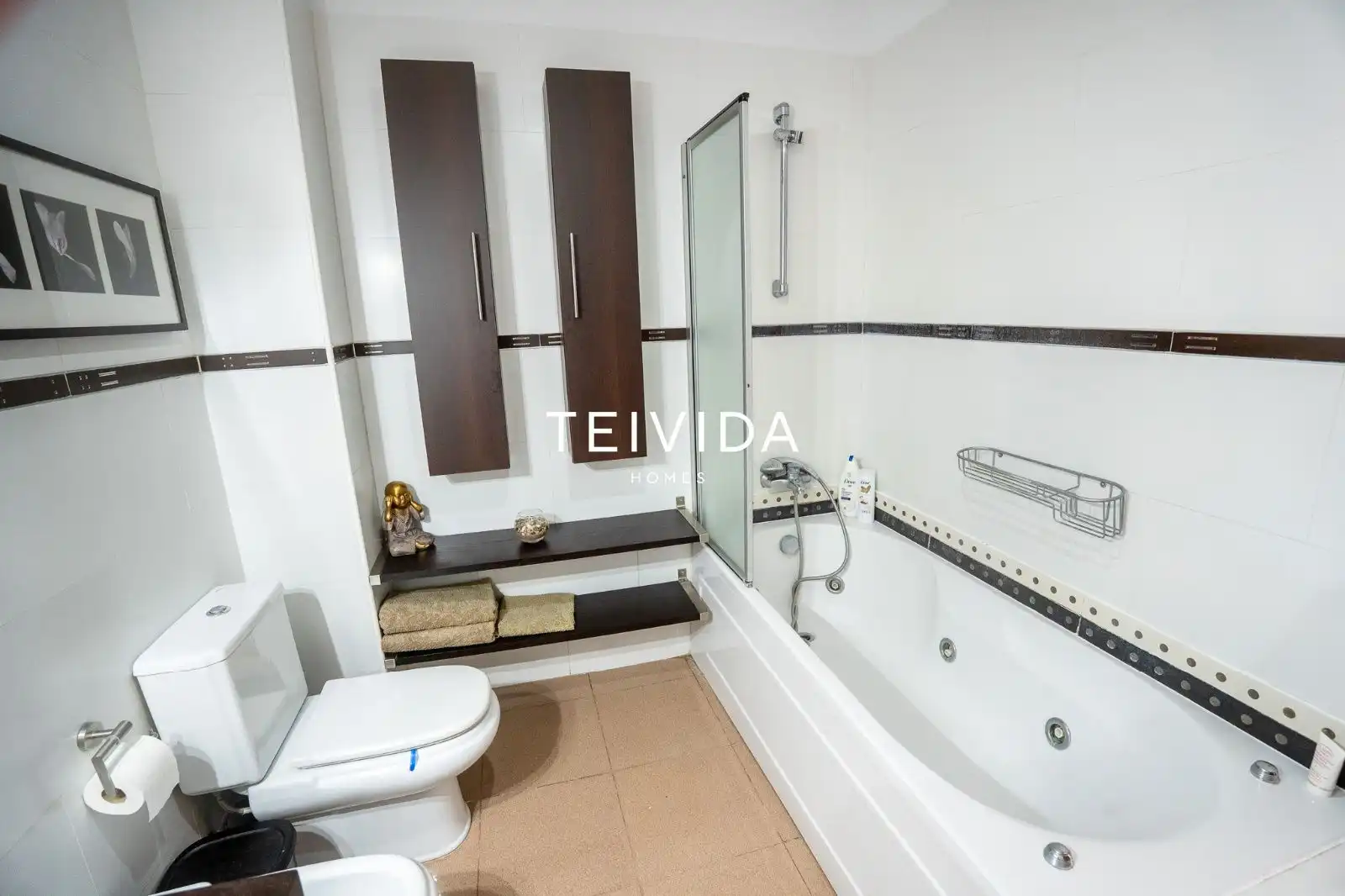 Badezimmer von Wohnung zur Miete in Adeje mit Klimaanlage, Terrasse und Möbliert