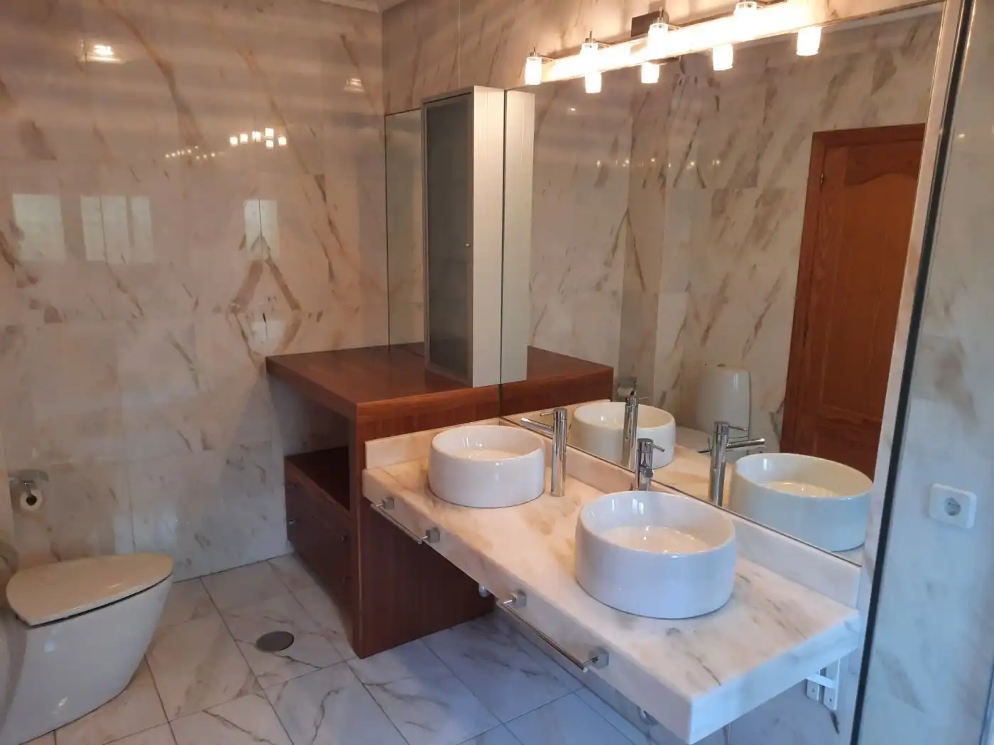 Bany de Casa o xalet de lloguer en Murcia amb Aire condicionat, Jardí privat i Parquet