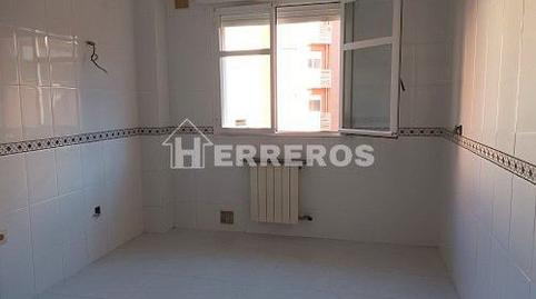 Foto 5 de Apartament en venda a Rodancha, Universidad,  Logroño