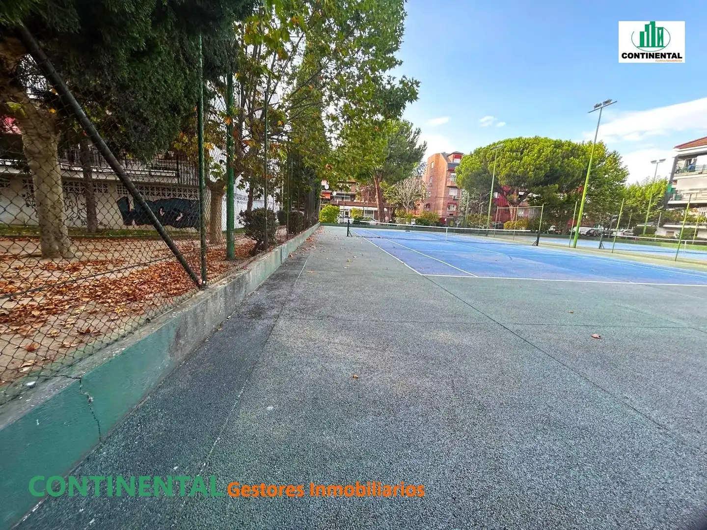 Parkplatz von Wohnung zum Verkauf in Collado Villalba mit Heizung, Terrasse und Gemeinschaftspool