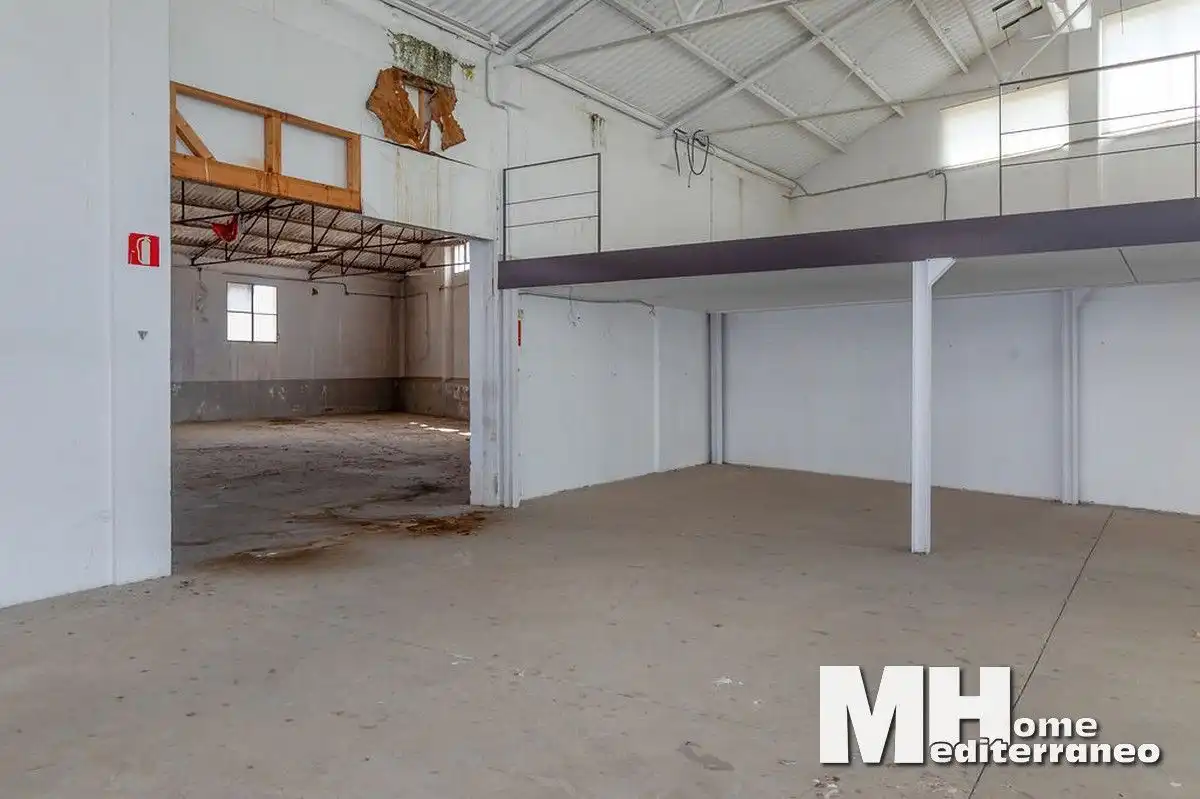 Nau industrial en venda en Segorbe