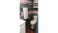Bathroom of Flat to rent in L'Hospitalet de Llobregat  with Air Conditioner, Heating and Furnished