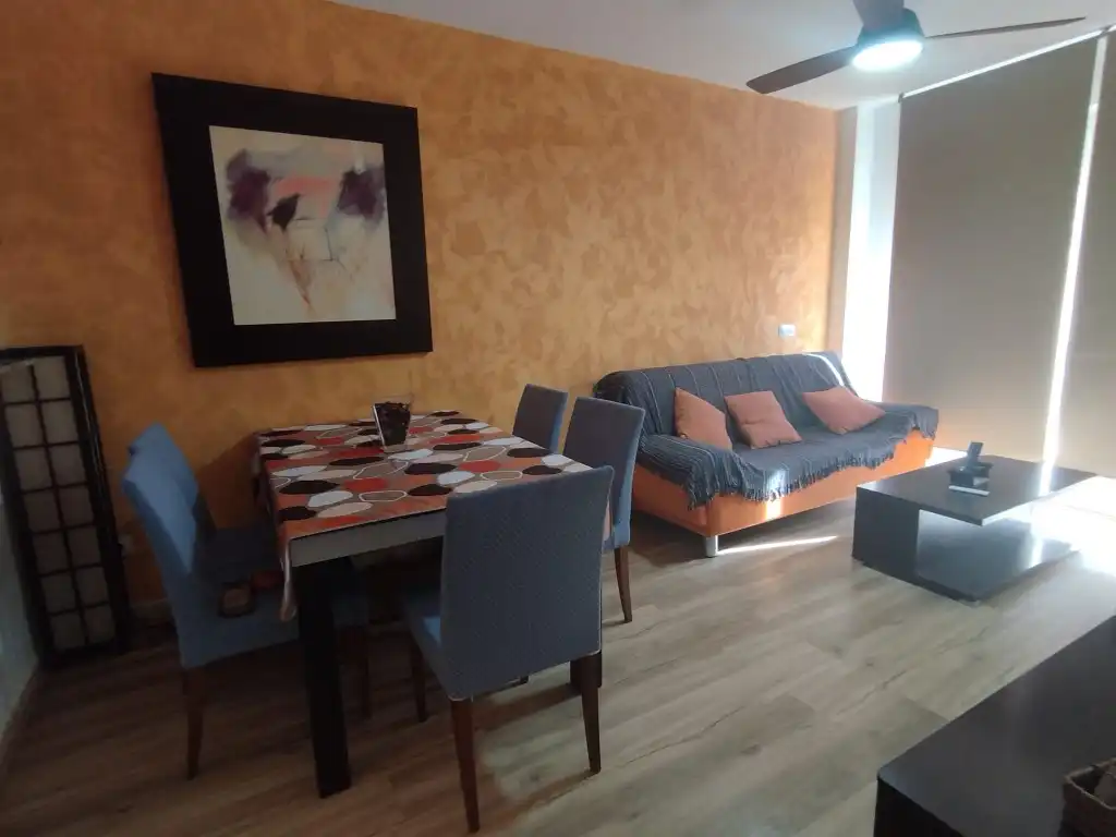 Apartamento de alquiler en Pueblo