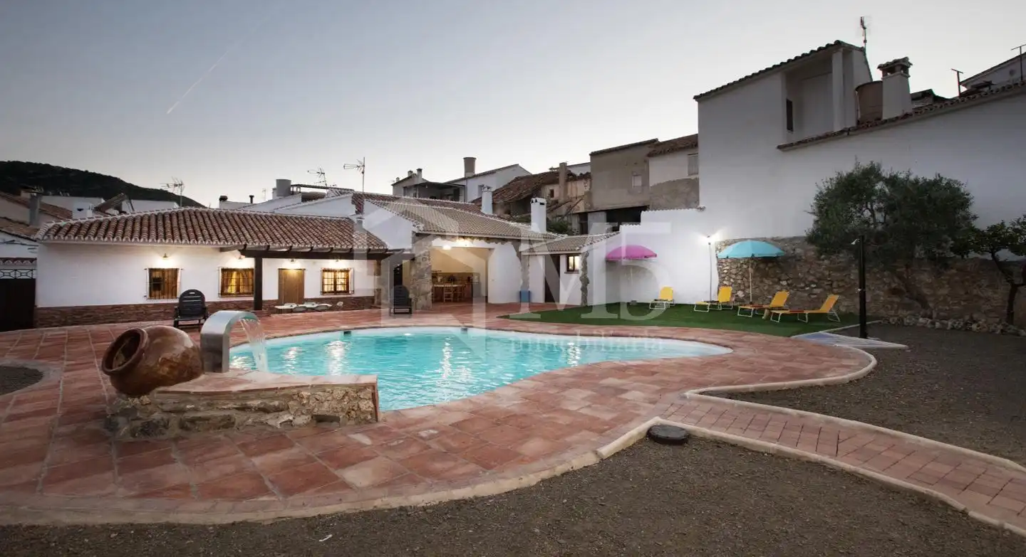 Swimming pool of Country homes for sale in Periana, Málaga