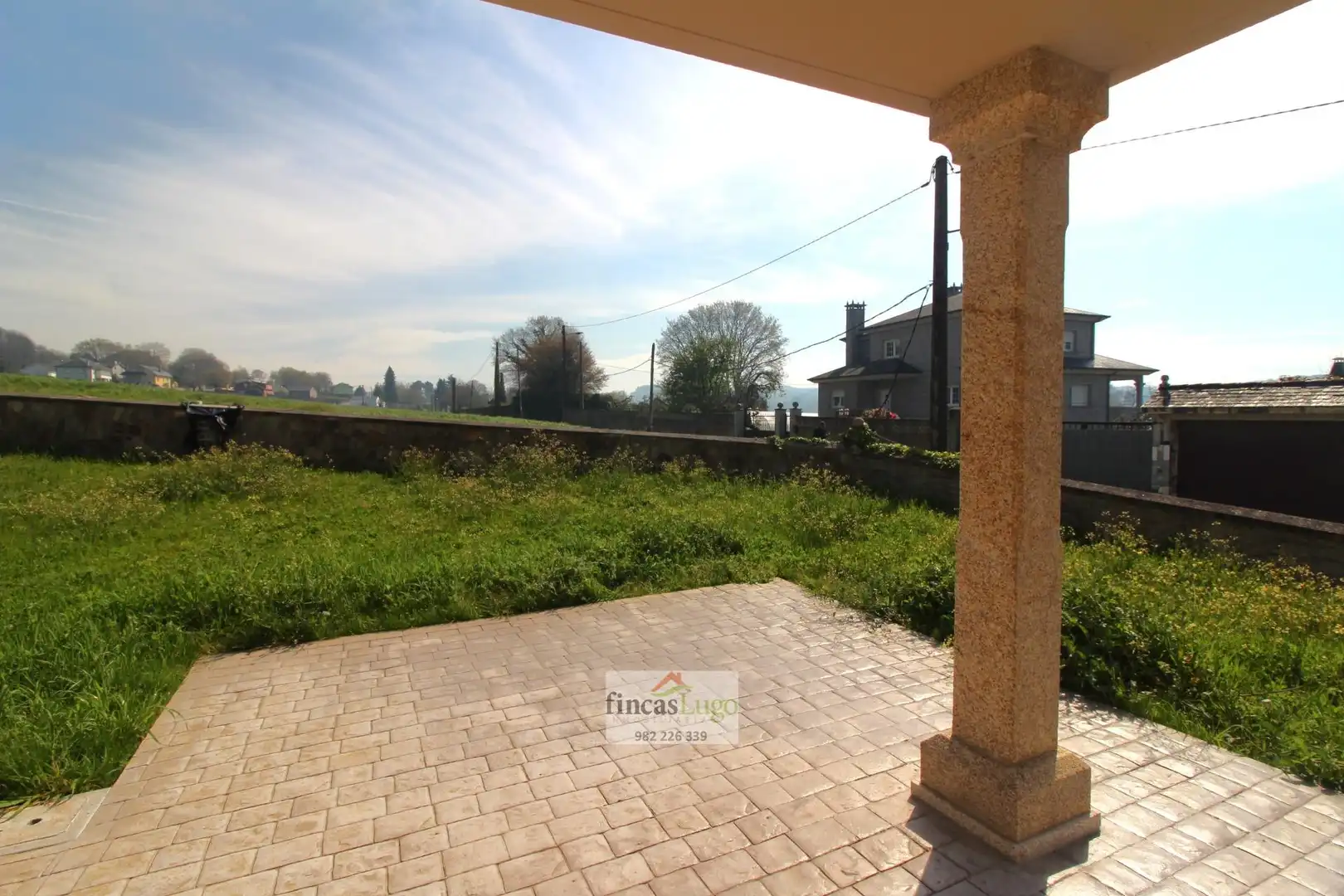 Casa o chalet en venta en Lugo con Calefacción, Jardín privado y Terraza