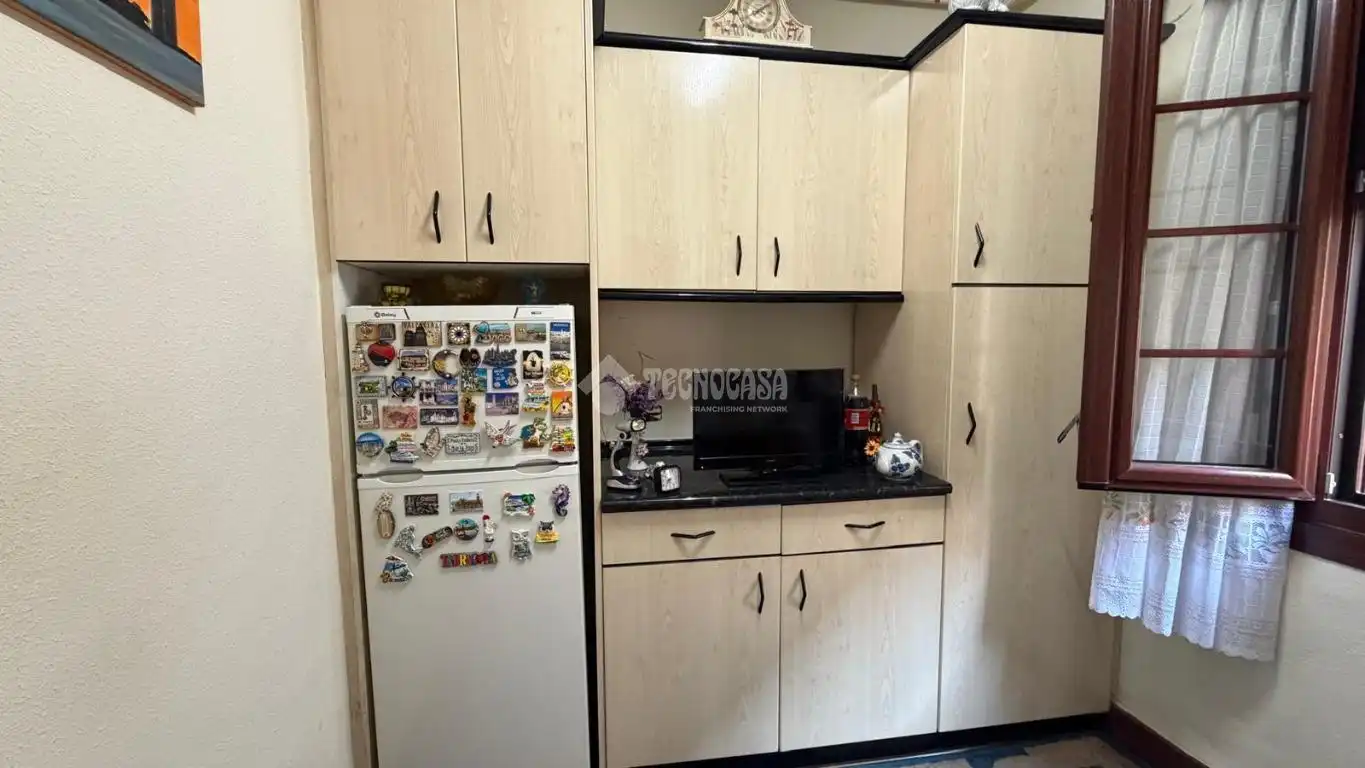 Kitchen of Flat for sale in Bilbao   with Parquet flooring and Balcony