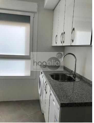 Kitchen of Flat to rent in  Sevilla Capital  with Air Conditioner