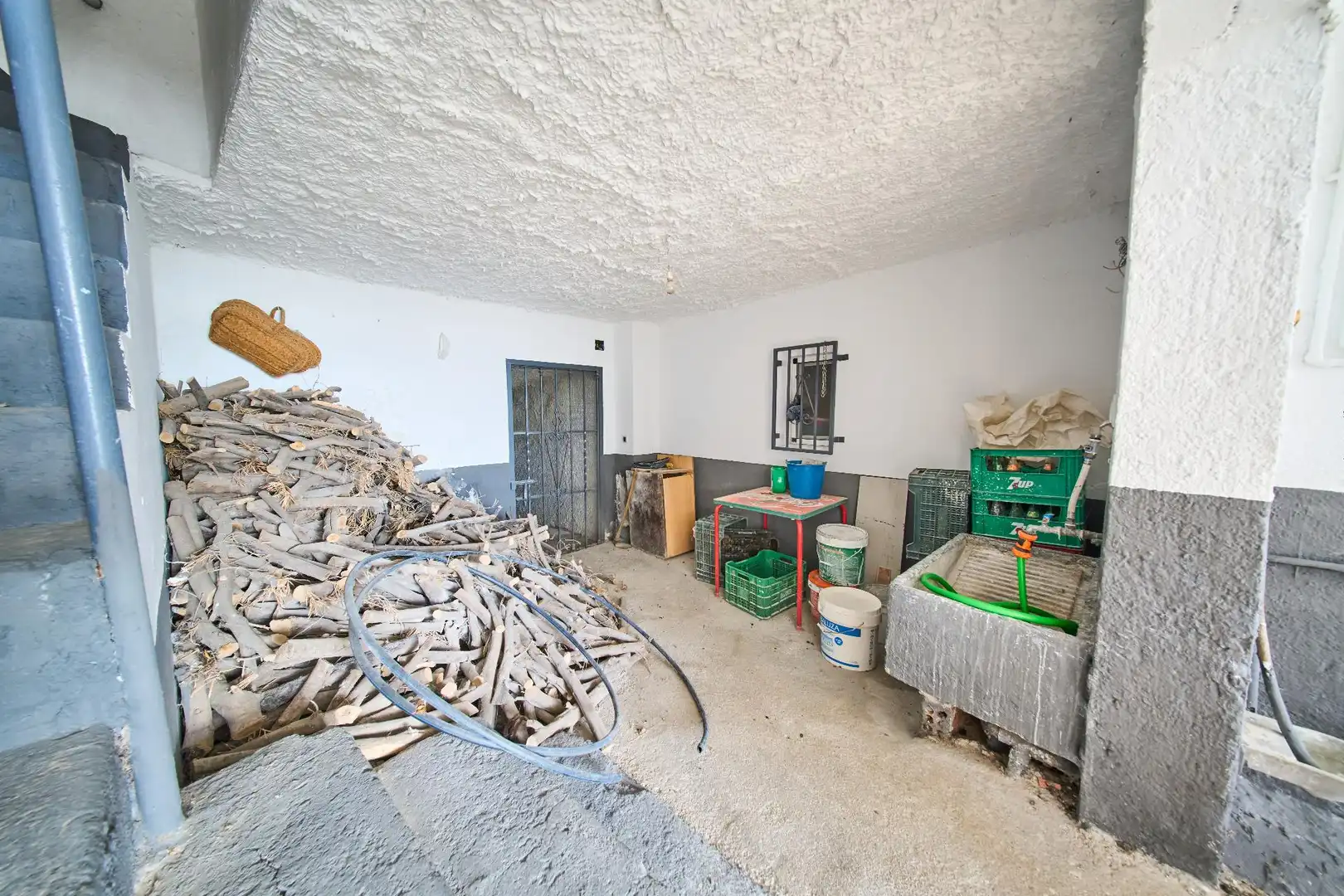 Country homes for sale in Baza  with Air Conditioner, Heating and Terrace