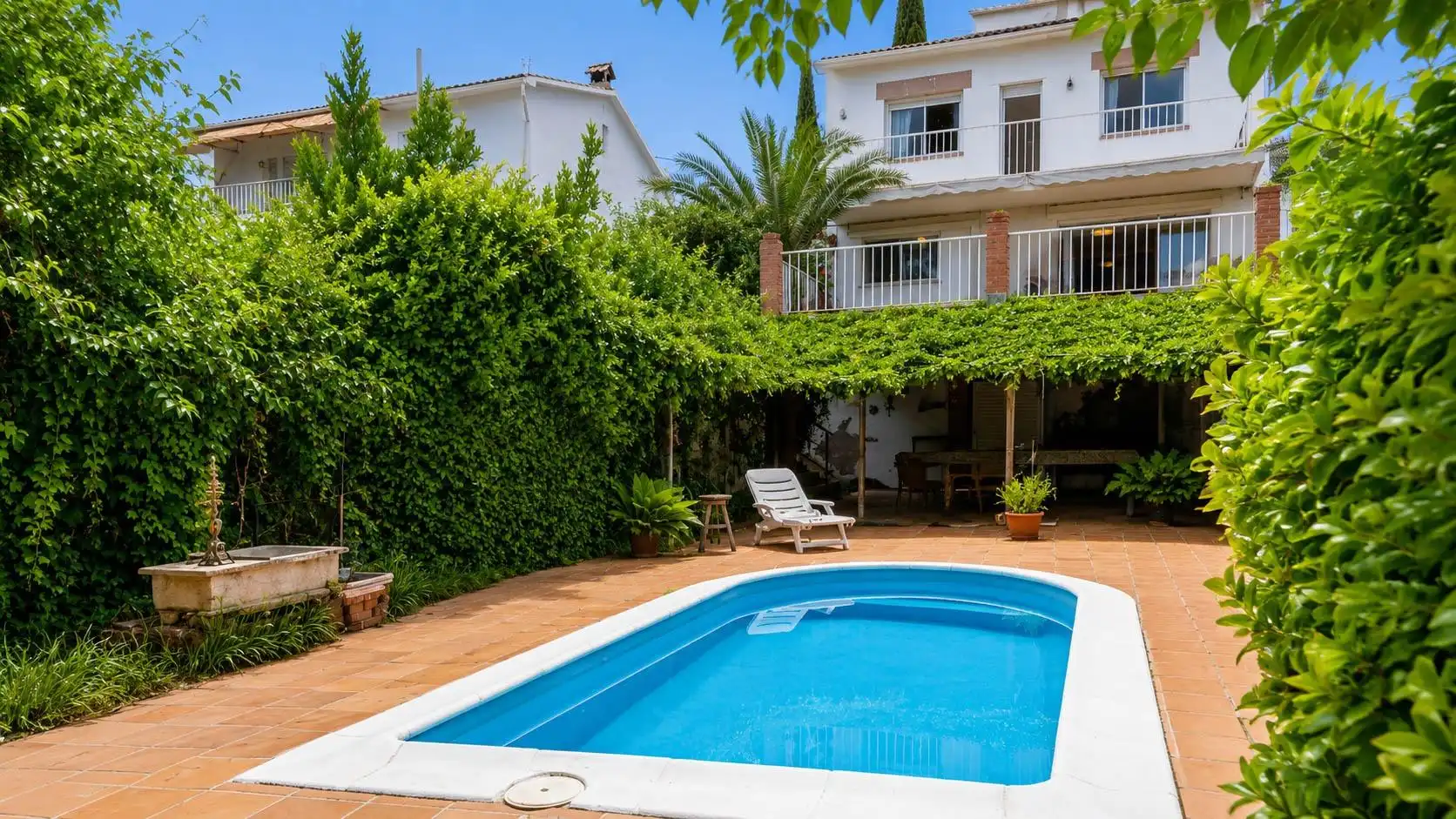 Xalet amb piscina en venda a ROGER DE LLURIA