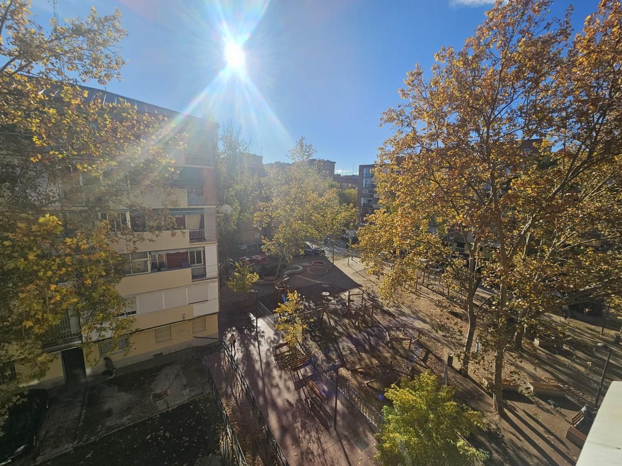 Vista exterior de Pis de lloguer en Alcalá de Henares amb Calefacció, Parquet i Terrassa