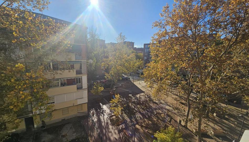 Foto 1 de Pis de lloguer a Alfonso X el Sabio, Reyes Católicos, Madrid