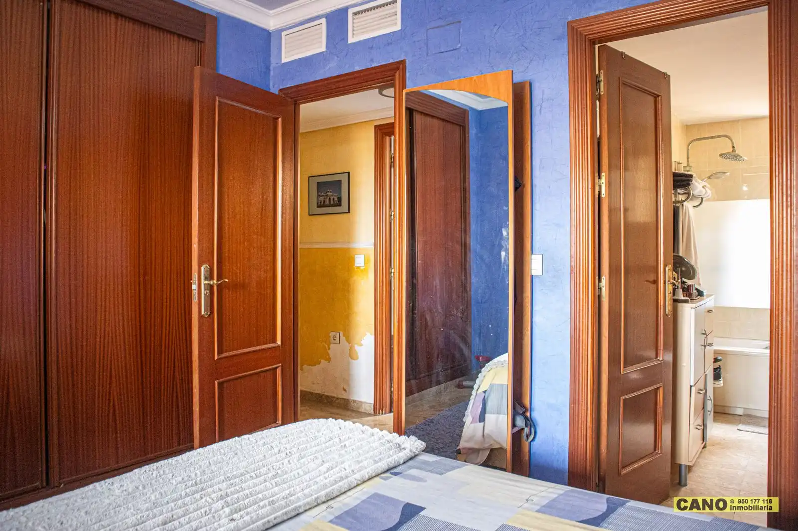 Bedroom of Flat for sale in Roquetas de Mar  with Terrace and Swimming Pool