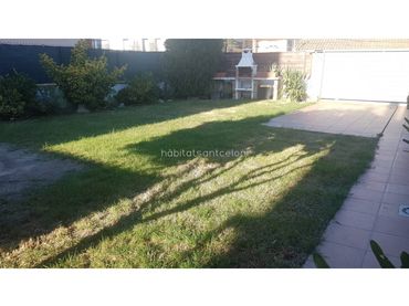 House with garden to rent in Sant Celoni