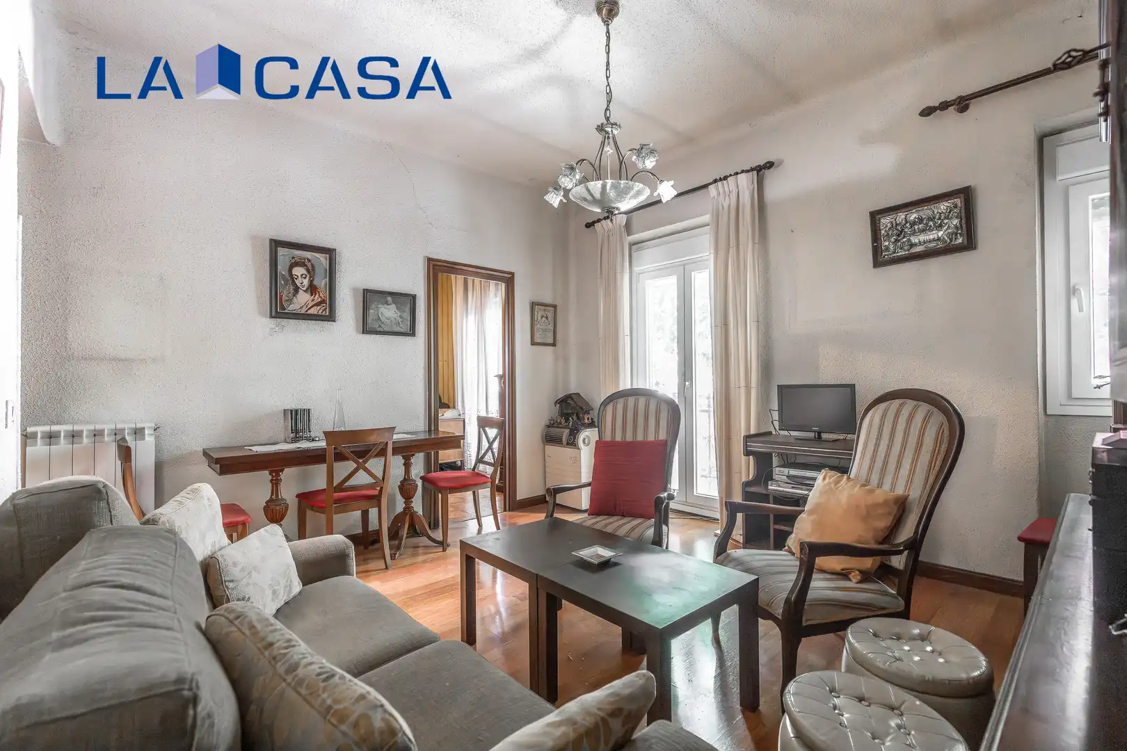 Vista exterior de Piso en venta en Madrid con Balcón